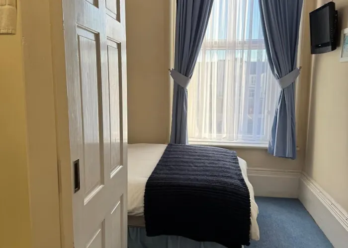 Marlow Lodge